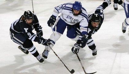 开云电竞入口-中国足球产业创造力不断激发，加入国际合作新步伐，中国足球事业发展